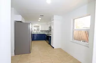 2405 Melon Ct, Fort Pierce, FL 34982 - Photo 23