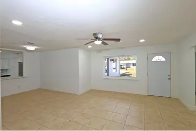 2405 Melon Court, Fort Pierce, FL 34982 - Photo 5
