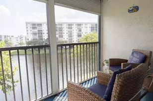 2222 N Cypress Bend Dr, Pompano Beach, FL 33069 - Photo 1