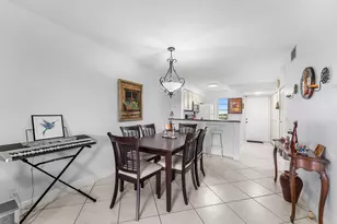 2222 N Cypress Bend Dr, Pompano Beach, FL 33069 - Photo 33