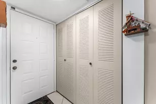 2222 N Cypress Bend Dr, Pompano Beach, FL 33069 - Photo 27