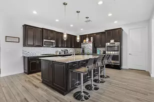 929 Sterling Pine Pl, The Acreage, FL 33470 - Photo 17