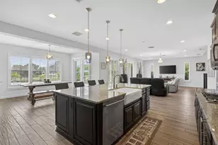 929 Sterling Pine Pl, The Acreage, FL 33470 - Photo 25
