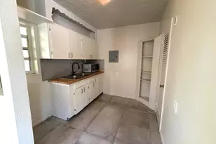 304 S Ocean Breeze, Lake Worth, FL 33460 - Photo 3