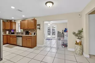6721 SW 28th Ct, Miramar, FL 33023 - Photo 15