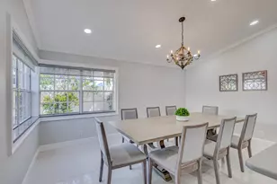 17 Selby Ln, Palm Beach Gardens, FL 33418 - Photo 27