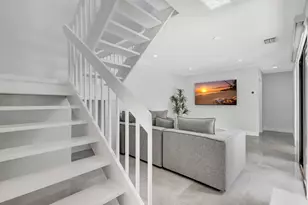 355 Prestwick Cir, Palm Beach Gardens, FL 33418 - Photo 11