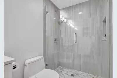 355 Prestwick Circle #4, Palm Beach Gardens, FL 33418 - Photo 33