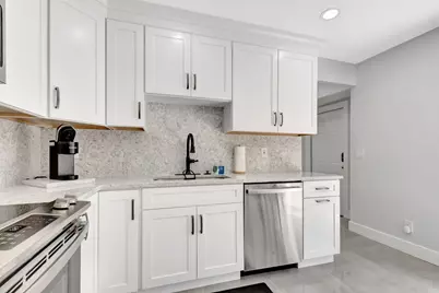 355 Prestwick Circle #4, Palm Beach Gardens, FL 33418 - Photo 23