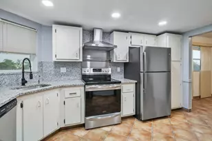 3595 Birdie Dr, Lake Worth, FL 33467 - Photo 11