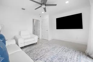 680 NE Harbour Dr, Boca Raton, FL 33431 - Photo 37