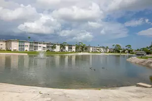 2562 N Garden Dr N, Lake Worth, FL 33461 - Photo 21