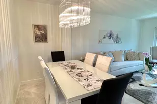 2562 N Garden Dr N, Lake Worth, FL 33461 - Photo 7