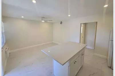 620 S Broadway #9, Lantana, FL 33462 - Photo 11