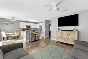 3422 Commodore Ct, West Palm Beach, FL 33411 - Photo 11