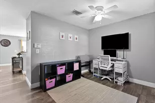 3422 Commodore Ct, West Palm Beach, FL 33411 - Photo 5