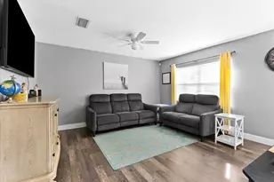 3422 Commodore Ct, West Palm Beach, FL 33411 - Photo 9