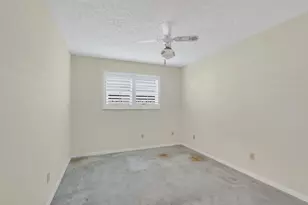 135 10th Ave, Vero Beach, FL 32962 - Photo 19