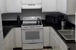 1511 Hawthorne Pl, Wellington, FL 33414 - Photo 3