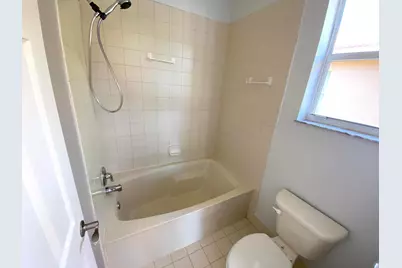 3261 Scarletta Drive, Riviera Beach, FL 33404 - Photo 9