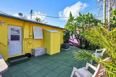 2 Kenmore Lane, Boynton Beach, FL 33435 - Photo 15