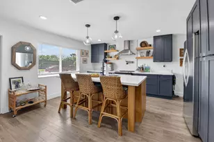 937 SW 36th Ct, Boynton Beach, FL 33435 - Photo 11