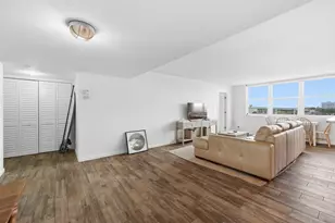 1648 Jupiter Cove Dr, Jupiter, FL 33469 - Photo 9