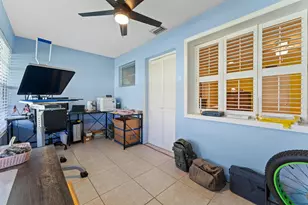 201 Country Ln, Boynton Beach, FL 33435 - Photo 19
