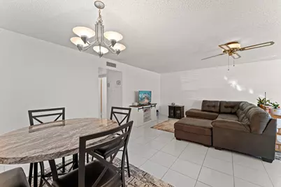 201 Country Lane #B, Boynton Beach, FL 33435 - Photo 9