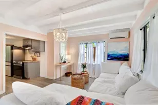 237 SW 3rd Ave, Delray Beach, FL 33444 - Photo 9