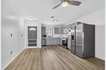 2960 Ashley Drive E #D, West Palm Beach, FL 33415 - Photo 13