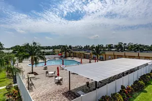2960 Ashley Dr E, West Palm Beach, FL 33415 - Photo 35