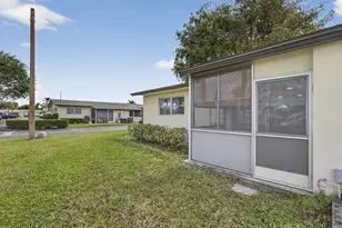 2960 Ashley Dr E, West Palm Beach, FL 33415 - Photo 27