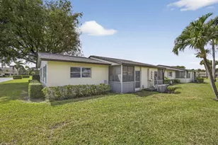 2960 Ashley Dr E, West Palm Beach, FL 33415 - Photo 23