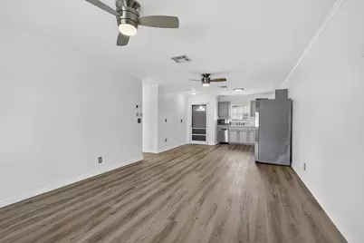 2960 Ashley Drive E #D, West Palm Beach, FL 33415 - Photo 11