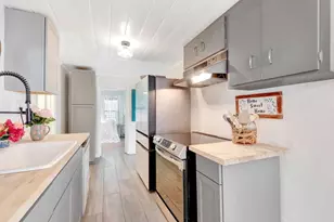 237 SW 3rd Ave, Delray Beach, FL 33444 - Photo 15