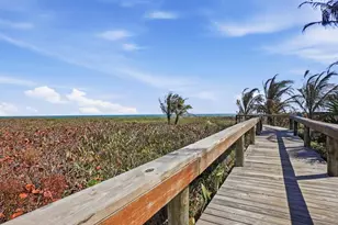 3206 S Lakeview Cir, Hutchinson Island, FL 34949 - Photo 3