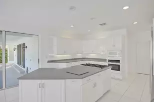 807 Coventry St, Boca Raton, FL 33487 - Photo 37