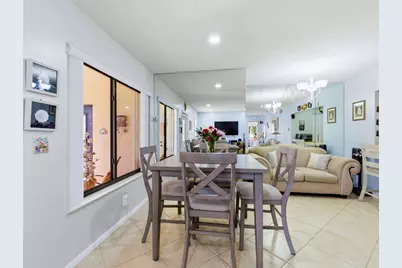 331 Knotty Pine Circle #D-2, Greenacres, FL 33463 - Photo 11