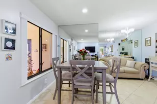 331 Knotty Pine Cir, Greenacres, FL 33463 - Photo 11