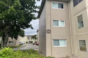 705 Lori Dr, Palm Springs, FL 33461 - Photo 17