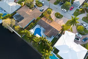 2200 NE 15th Terrace NE, Wilton Manors, FL 33305 - Photo 7