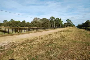 635 N Ffa Rd, Fort Pierce, FL 34945 - Photo 13