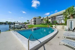 714 Northlake Ct, North Palm Beach, FL 33408 - Photo 3