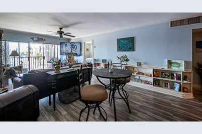 714 Northlake Court #208, North Palm Beach, FL 33408 - Photo 9