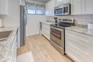 2566 Garden Dr S, Lake Worth Beach, FL 33461 - Photo 3