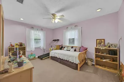 8690 Shadylake Lane, Fort Pierce, FL 34947 - Photo 19