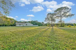 8690 Shadylake Ln, Fort Pierce, FL 34947 - Photo 31