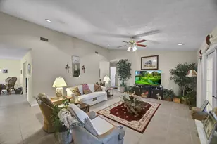 8690 Shadylake Ln, Fort Pierce, FL 34947 - Photo 13