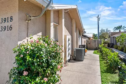 13916 Folkestone Circle, Wellington, FL 33414 - Photo 33